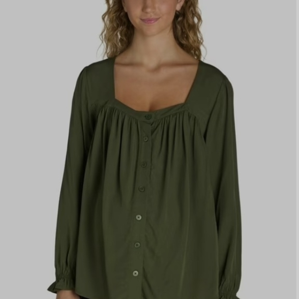 Time and Tru Green Long Sleeve Relaxed Blouse
